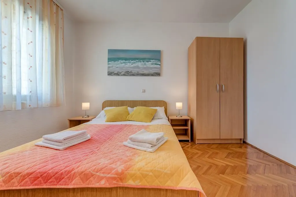 Villa Daniela Trogir 0*,  Croacia